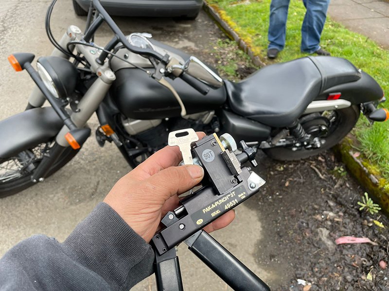 Motorcycle in westchester county key replacement