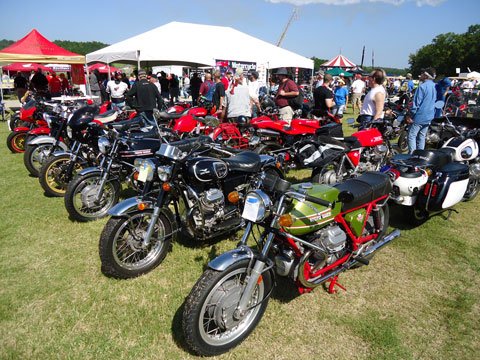 a different color of motorcycles in motorcycle show